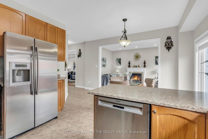 Photo 20 at 11 Footbridge Crescent, Wellington, Brampton