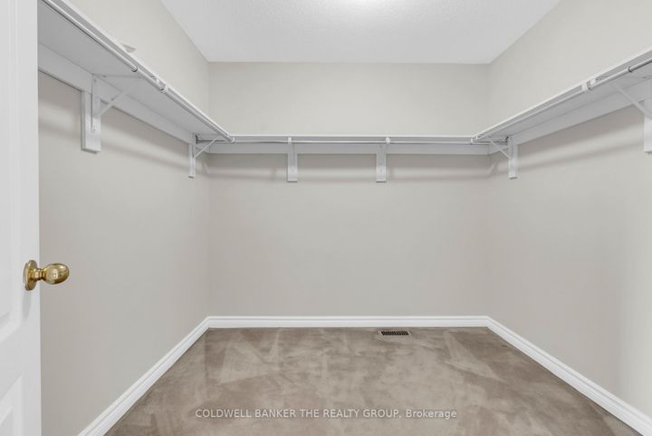 Photo 26 at 11 Footbridge Crescent, Wellington, Brampton