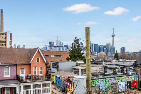 Photo 23 at 164 Markham Street, Bellwoods, Toronto