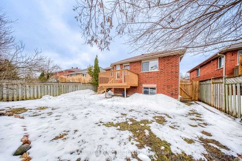 Photo 30 at 25 Crompton Drive, Little Lake, Barrie