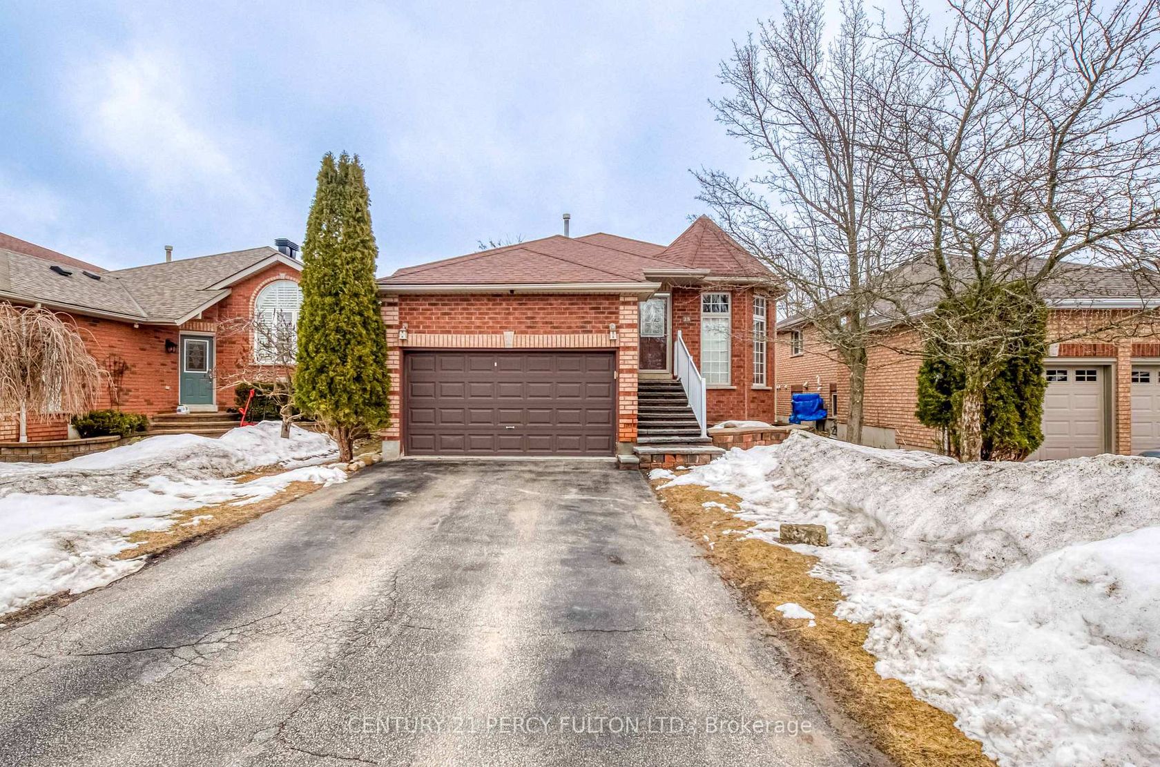 25 Crompton Drive, Little Lake, Barrie photo 4
