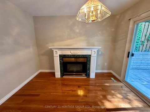 Photo 14 at 584 Arnhem Drive, O'Neill, Oshawa