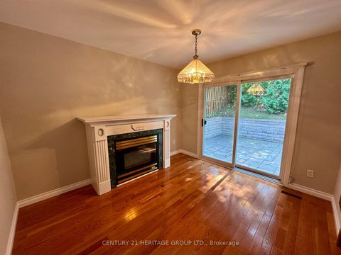 Photo 15 at 584 Arnhem Drive, O'Neill, Oshawa