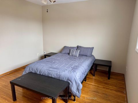 Photo 20 at 584 Arnhem Drive, O'Neill, Oshawa