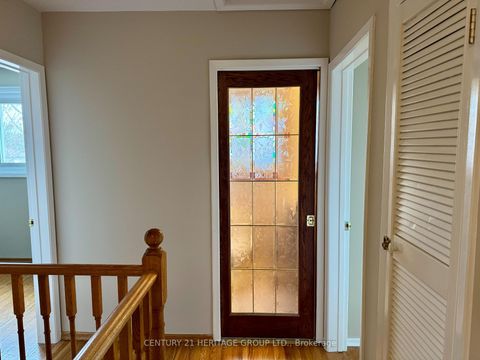 Photo 23 at 584 Arnhem Drive, O'Neill, Oshawa