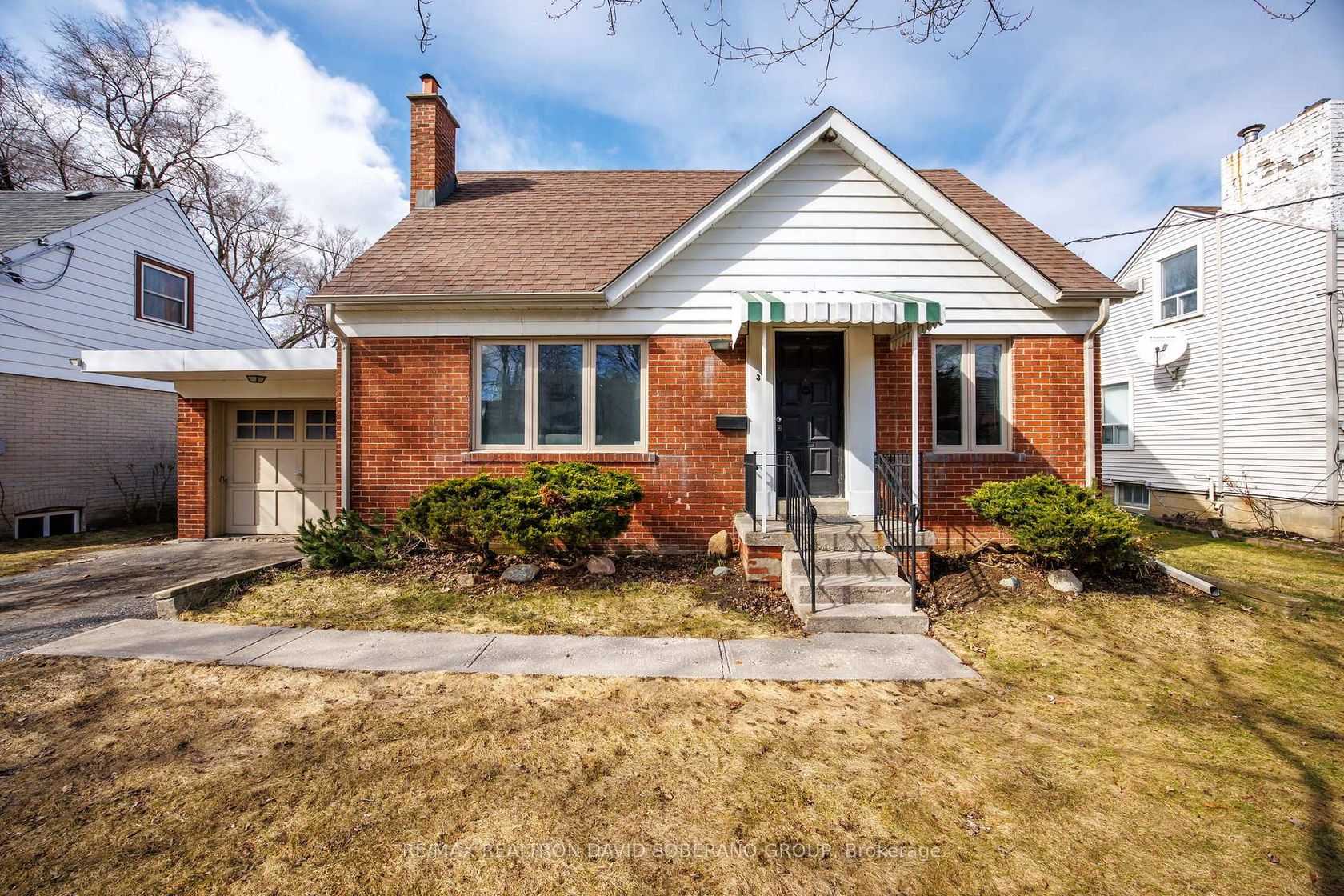 38 Touraine Avenue, Clanton Park, Toronto 