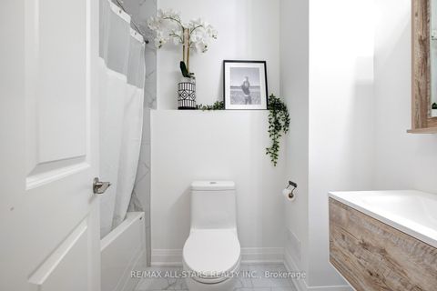 Photo 32 at 51 Elder Avenue, Long Branch, Toronto