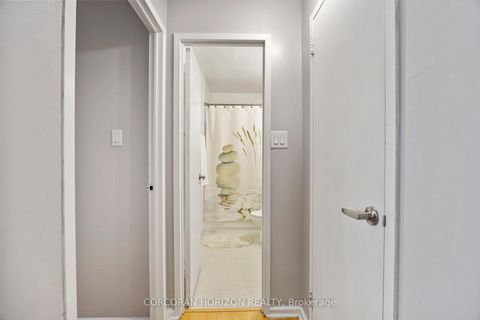 Photo 14 at PH4 - 725 Don Mills Road, Flemingdon Park, Toronto