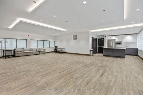 Photo 22 at PH4 - 725 Don Mills Road, Flemingdon Park, Toronto