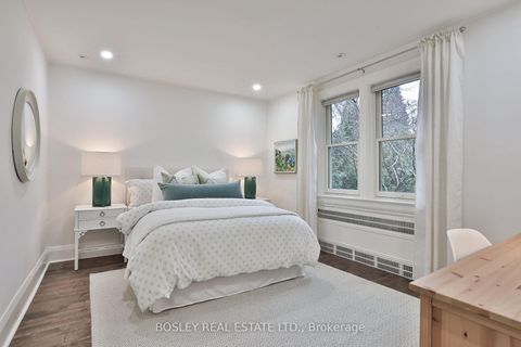 Photo 29 at 268 Glengrove Avenue W, Lawrence Park South, Toronto