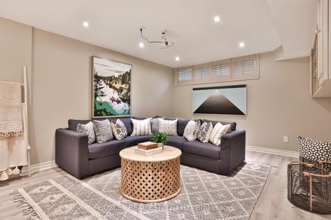 Photo 38 at 268 Glengrove Avenue W, Lawrence Park South, Toronto