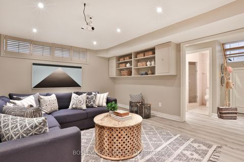 Photo 40 at 268 Glengrove Avenue W, Lawrence Park South, Toronto