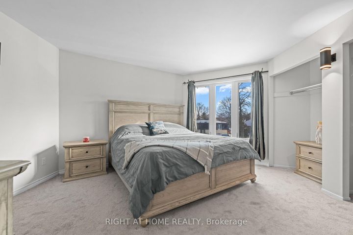 Photo 19 at 7027 Estoril Road, Meadowvale, Mississauga