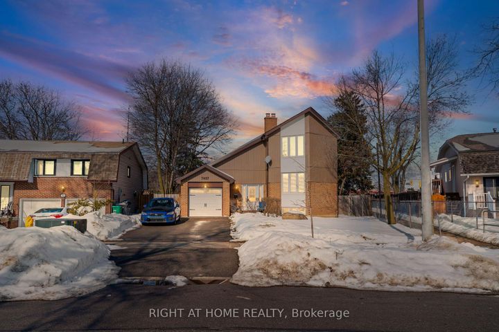 Photo 45 at 7027 Estoril Road, Meadowvale, Mississauga