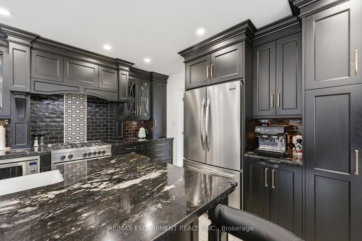 Photo 12 at 138 Miller Drive, Ancaster, Hamilton