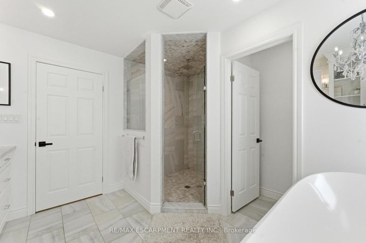 Photo 27 at 138 Miller Drive, Ancaster, Hamilton