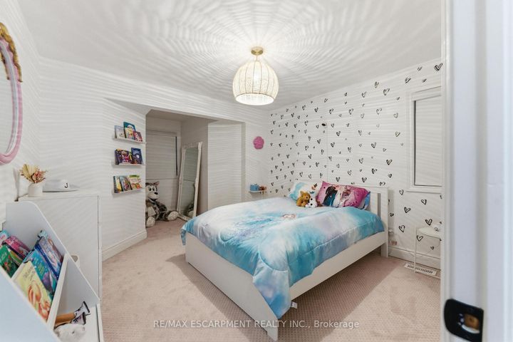 Photo 30 at 138 Miller Drive, Ancaster, Hamilton