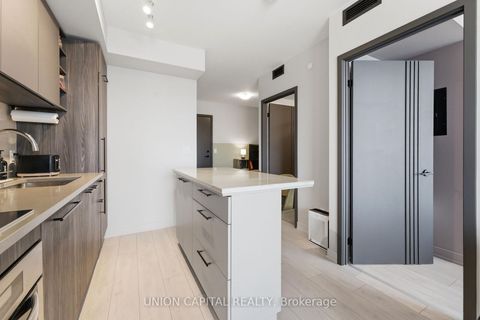 Photo 7 at 2720 - 2031 Kennedy Road, Dorset Park, Toronto