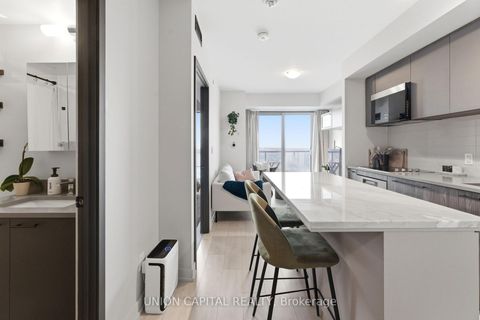 Photo 8 at 2720 - 2031 Kennedy Road, Dorset Park, Toronto