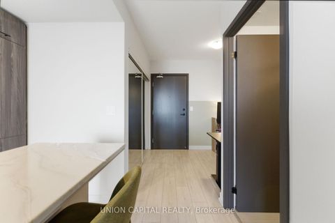 Photo 17 at 2720 - 2031 Kennedy Road, Dorset Park, Toronto