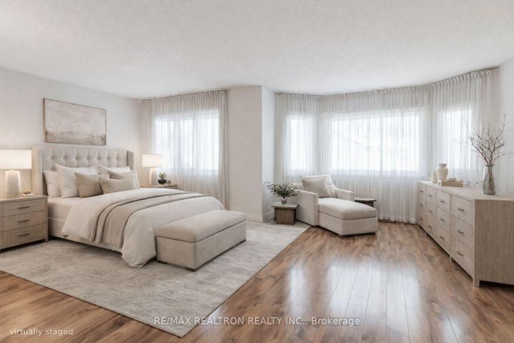 Photo 14 at 406 Weldrick Road E, Bayview Hill, Richmond Hill