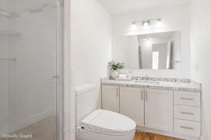 Photo 24 at 406 Weldrick Road E, Bayview Hill, Richmond Hill