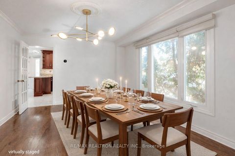 Photo 5 at 406 Weldrick Road E, Bayview Hill, Richmond Hill