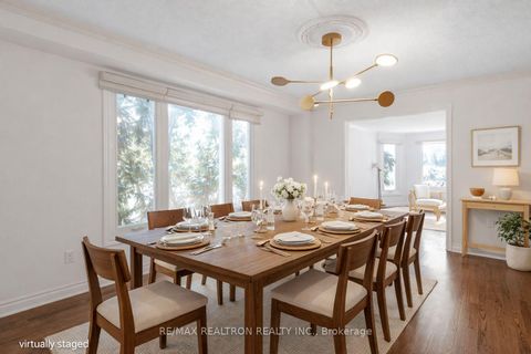 Photo 7 at 406 Weldrick Road E, Bayview Hill, Richmond Hill