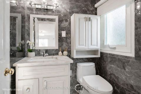 Photo 21 at 406 Weldrick Road E, Bayview Hill, Richmond Hill