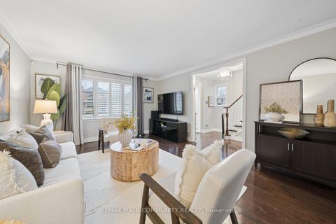 Photo 4 at 19 Newbury Lane, Westgate, Toronto