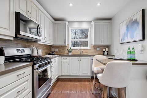 Photo 10 at 19 Newbury Lane, Westgate, Toronto