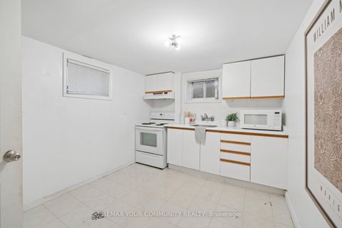 Photo 25 at 19 Newbury Lane, Westgate, Toronto