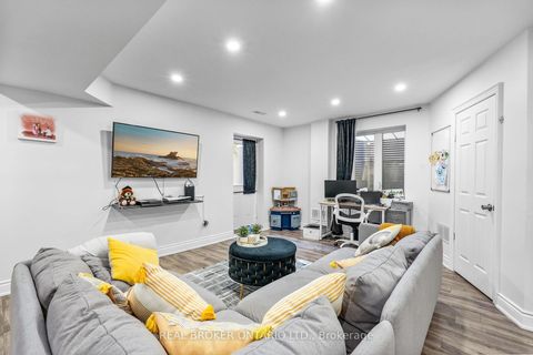 Photo 31 at 32B Cedar Drive, Scarborough Village, Toronto