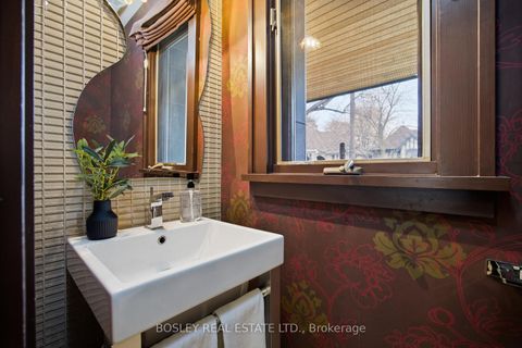 Photo 15 at 18 Coldstream Avenue, Lawrence Park South, Toronto