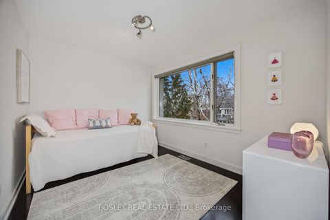 Photo 22 at 18 Coldstream Avenue, Lawrence Park South, Toronto