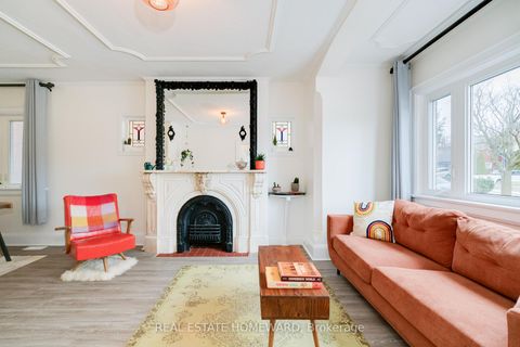 Photo 4 at 30 Ronald Avenue, Belgravia, Toronto