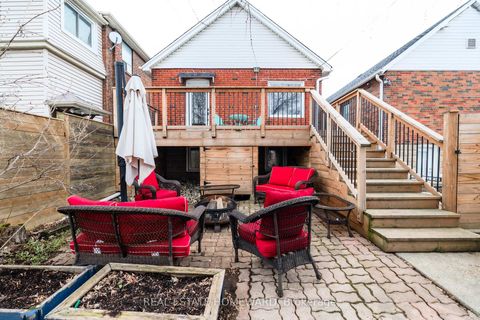 Photo 34 at 30 Ronald Avenue, Belgravia, Toronto