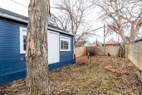 Photo 36 at 30 Ronald Avenue, Belgravia, Toronto