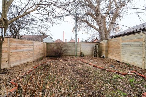 Photo 38 at 30 Ronald Avenue, Belgravia, Toronto