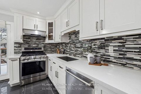 Photo 24 at 77 Mansewood Gardens, West Hill, Toronto