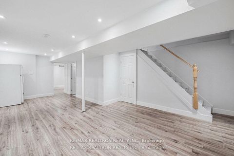 Photo 41 at 77 Mansewood Gardens, West Hill, Toronto