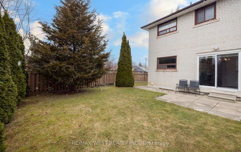 Photo 48 at 61 Stilecroft Drive, York University Heights, Toronto
