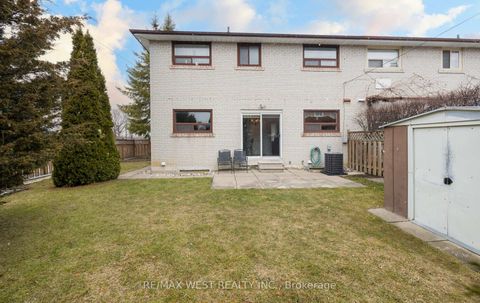 Photo 49 at 61 Stilecroft Drive, York University Heights, Toronto