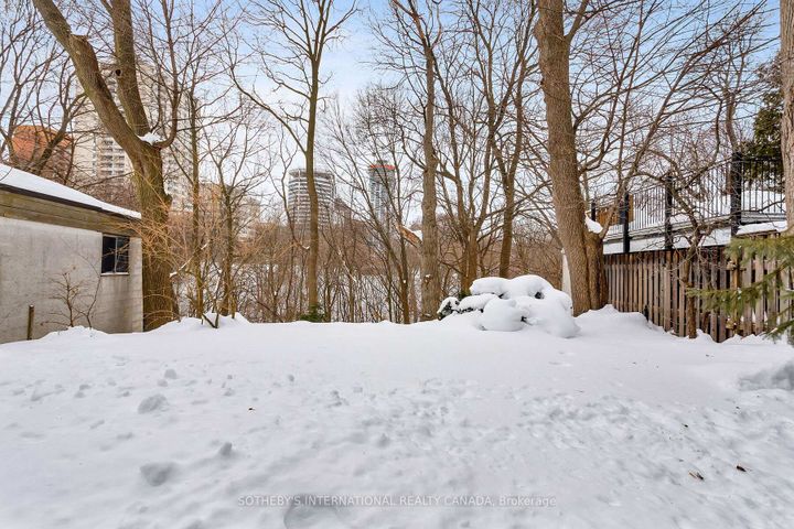 Photo 41 at 16 Rose Park Crescent, Moore Park, Toronto