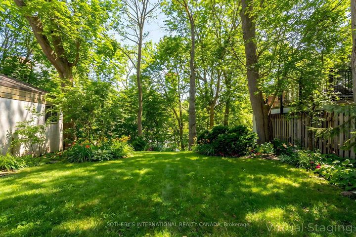 Photo 42 at 16 Rose Park Crescent, Moore Park, Toronto