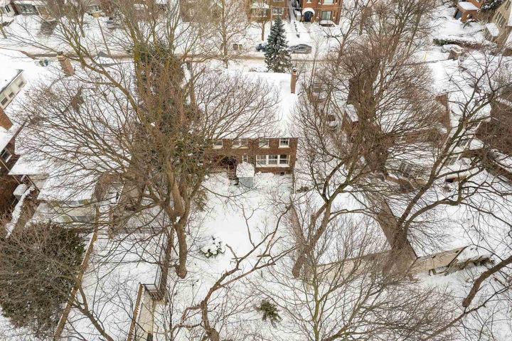 Photo 43 at 16 Rose Park Crescent, Moore Park, Toronto