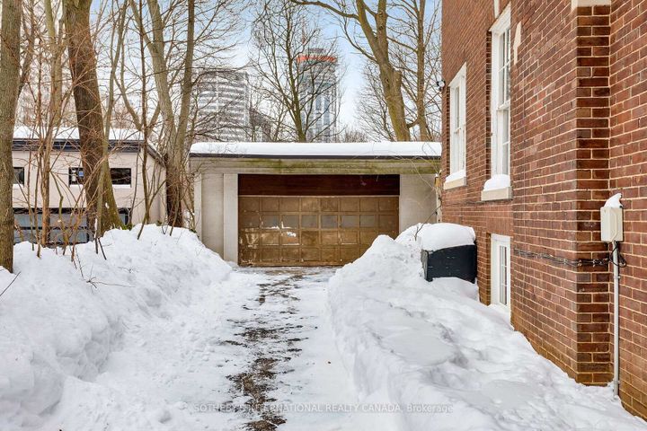 Photo 46 at 16 Rose Park Crescent, Moore Park, Toronto