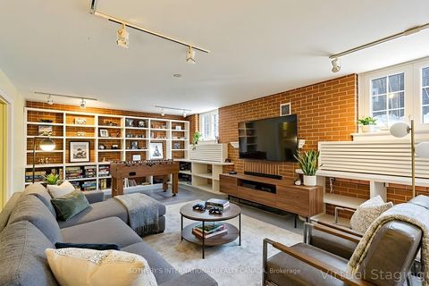 Photo 37 at 16 Rose Park Crescent, Moore Park, Toronto