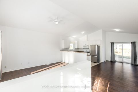 Photo 3 at 38 Linden Lane, Rural Innisfil, Innisfil