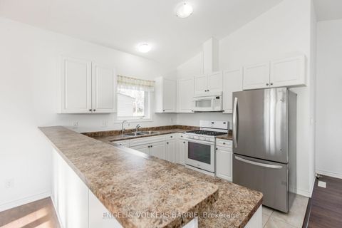 Photo 10 at 38 Linden Lane, Rural Innisfil, Innisfil